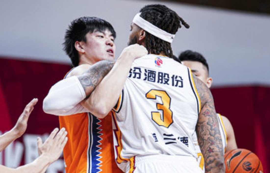 巴塞罗那国际比赛日状态回暖，志在CBA季后赛名次提升，媒体盛赞，医务组通报恢复的简单介绍