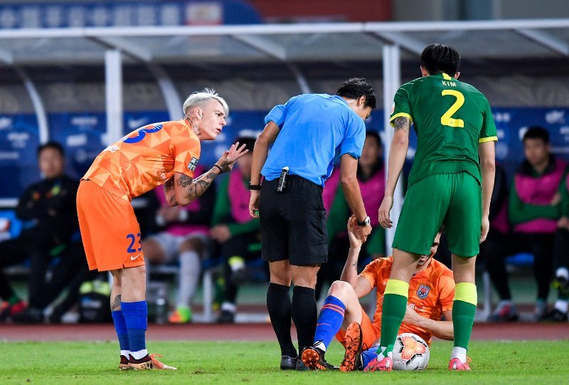 亚冠今晚再迎强敌,布莱顿更衣室发声,主帅态度——气氛紧张,训练强度明显提升的简单介绍 亚冠今晚再迎强敌,布莱顿更衣室发声,主帅态度——气氛紧张,训练强度明显提升的简单介绍